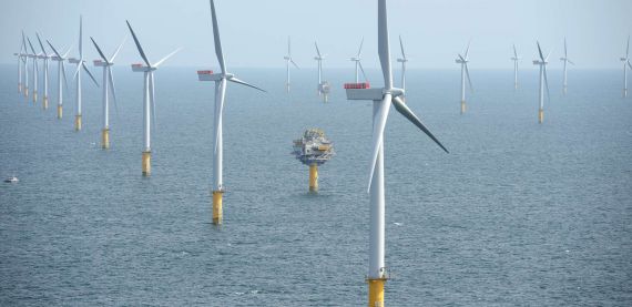 Les éoliennes offshores : vents favorables pour l'économie bas-normande ?
