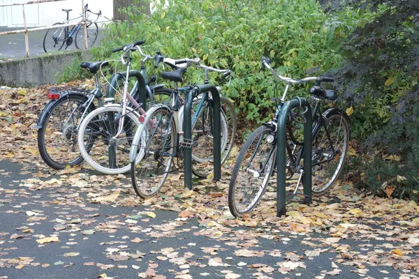 QSN #104 - Le stationnement des vélos : quelques principes d’aménagement